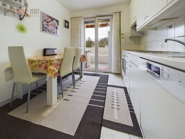 Wohnen mit Weitsicht - 4.5-Zi.-Wohnung mit sonnigem Balkon in Therwil 3