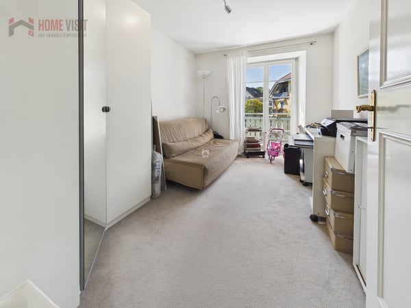 Stilvolle 3.5-Zimmer-Wohnung mit grossem Balkon 11
