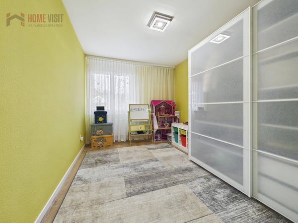 4.5-Zimmer-Wohnung mit Balkon und Hobbyraum in ruhiger Lage 7