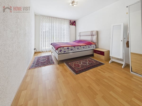 Grosszügiges 5.5-Zi.-DEFH - Wohnen mit viel Platz und Charme 8