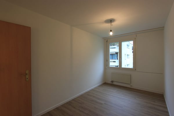 Wohnung mit toller Aussicht in beliebtem Quartier 10