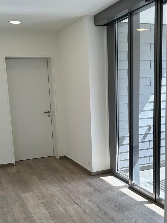 Büro-/Geschäftsraum an zentraler und gut sichtbarer Lage 4