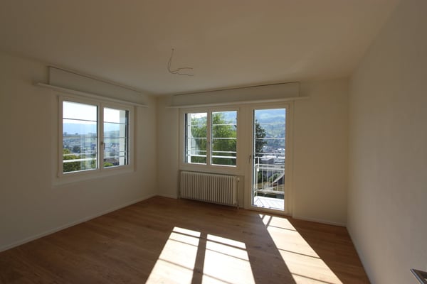 Einfamilienhaus mit Umschwung - optimale Verkehrsanbindung 3