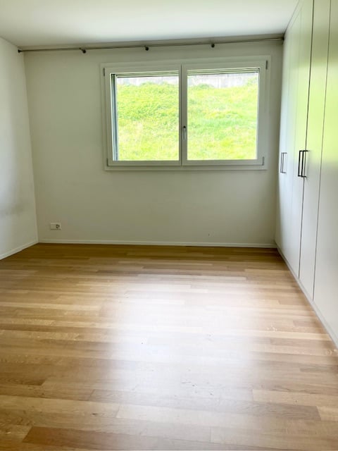 Helle 5.5-Zimmer-Wohnung mit Pilatusblick in Adligenswil 5