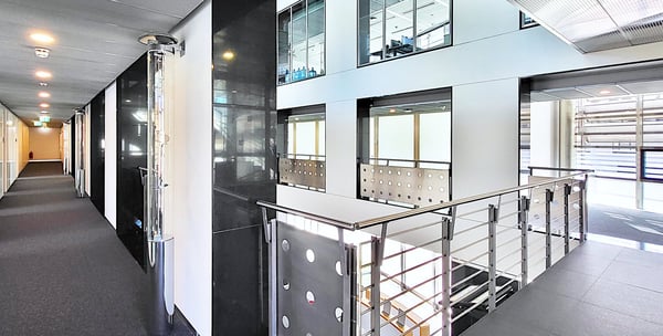 Knapp 1'000 m2 Bürofläche mit Schulungszentrum an bester Lage! 14