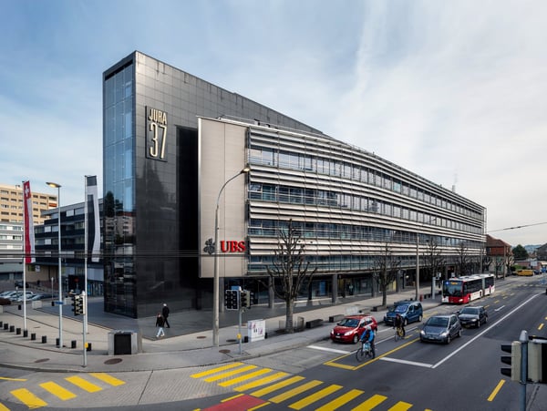 EG-Verkaufsfläche direkt bei der Bushaltestelle! 7