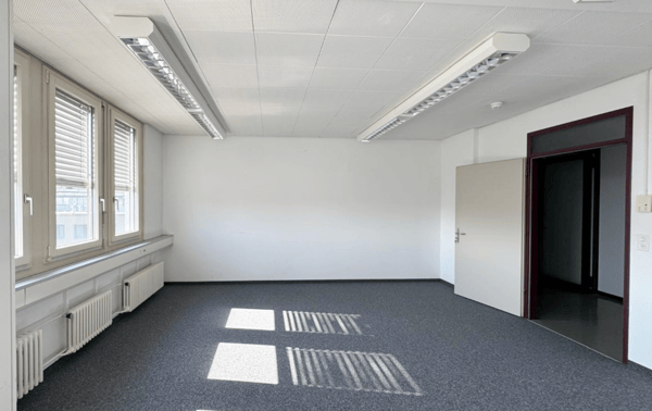 Helles Einzelbüro an zentraler Lage in Winterthur 2