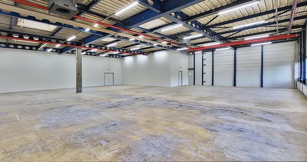 Moderne Industriehalle mit optimaler Ausstattung in Biberist 2