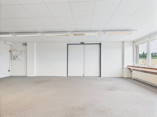 310m2 moderne Gewerbefläche im 2. OG in Murten 15