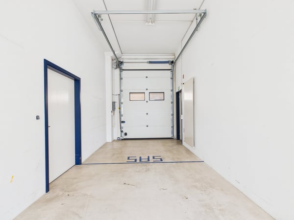 320m2 befahrbare Gewerbefläche im industriellen Design 1