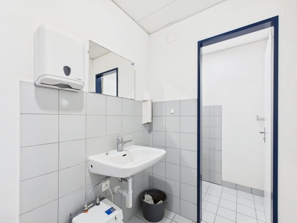 320m2 befahrbare Gewerbefläche im industriellen Design 18