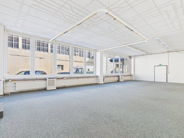 320m2 befahrbare Gewerbefläche im industriellen Design 3