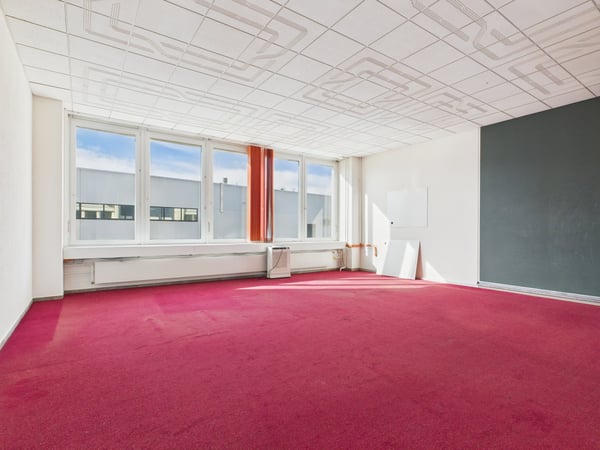 320m2 befahrbare Gewerbefläche im industriellen Design 8