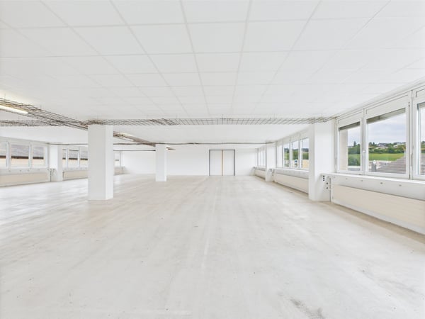 350m2 - Moderne und helle Gewerbefläche im 2. OG mit toller Aussicht 12