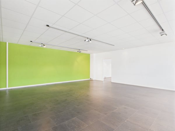 310m2 moderne Bürofläche im 2. OG in Murten 3