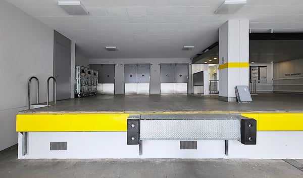 Beste Aussichten - Büro-/Gewerbefläche mit Teeküche in der Binz! 2