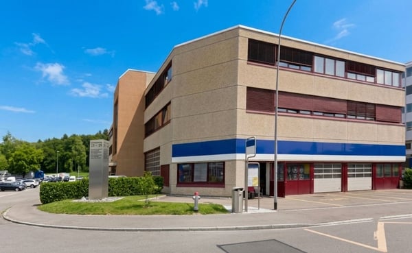 Seltene, attraktive EG-Fläche in Kloten! 4