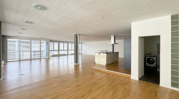 Helle, repräsentative Gewerbe- / Bürofläche 1