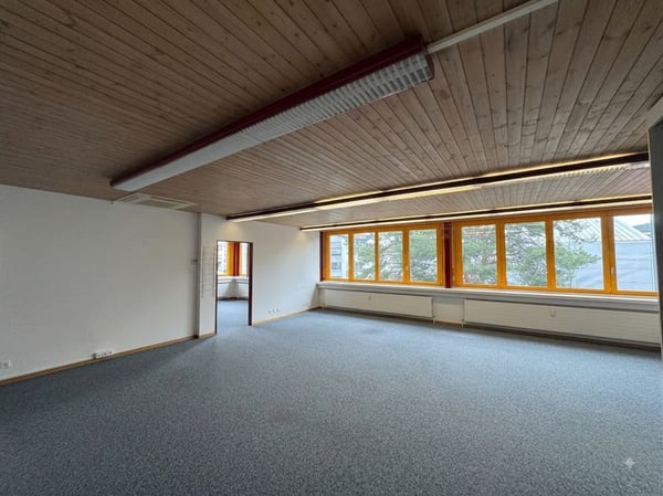 366m² - Moderne Bürofläche – hell, flexibel & top angebunden in Münsingen 4
