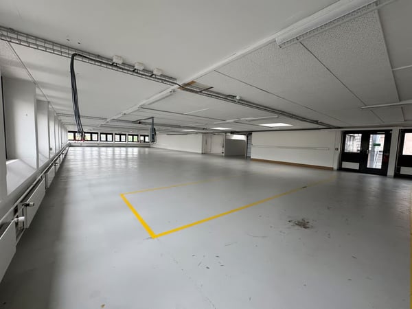 580m² Moderne Gewerbefläche mit Laderampe 14
