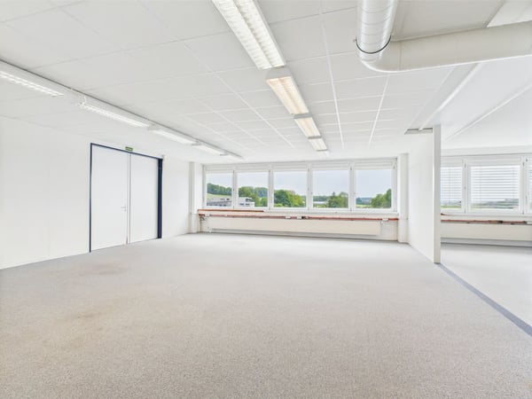 310m2 moderne Gewerbefläche im 2. OG in Murten 7