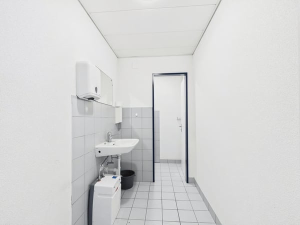 320m2 befahrbare Gewerbefläche im industriellen Design 17