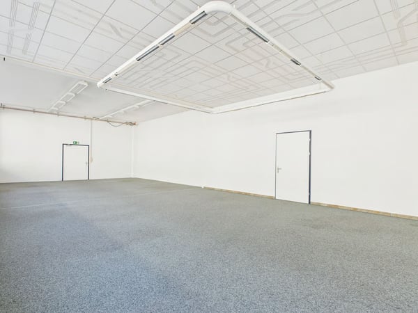 320m2 befahrbare Gewerbefläche im industriellen Design 4