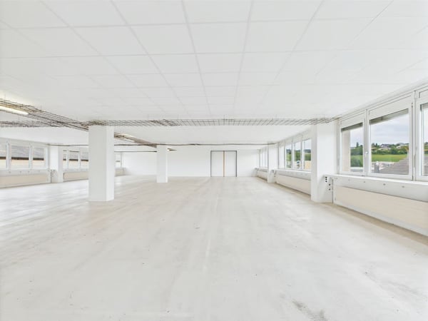 350m2 - Moderne und helle Gewerbefläche im 2. OG mit toller Aussicht 12