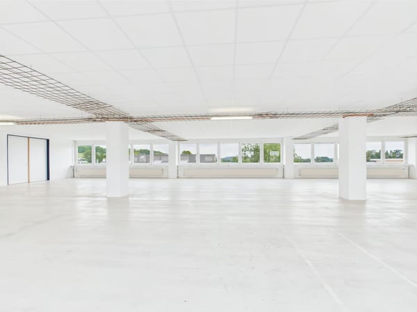 350m2 - Moderne und helle Gewerbefläche im 2. OG mit toller Aussicht 8
