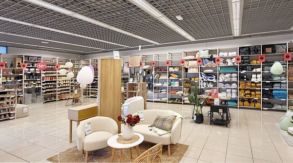 Attraktive Verkaufsfläche beim Shopping Walkestrasse 6