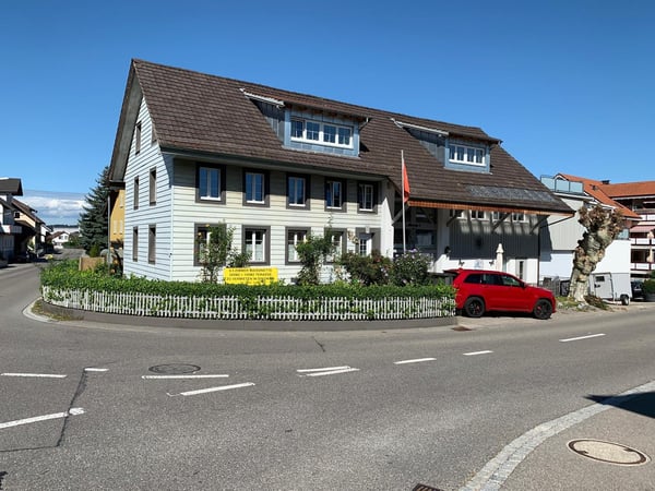 Renditeobjekt an ruhiger Lage von Dintikon 1