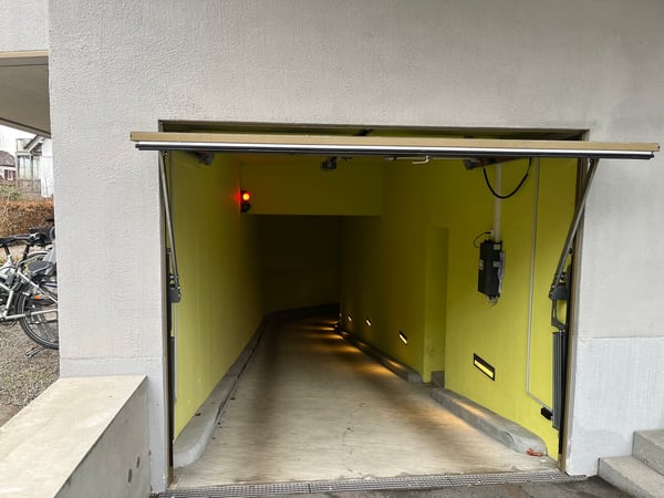 Sicherer & komfortabler Tiefgaragenparkplatz 4