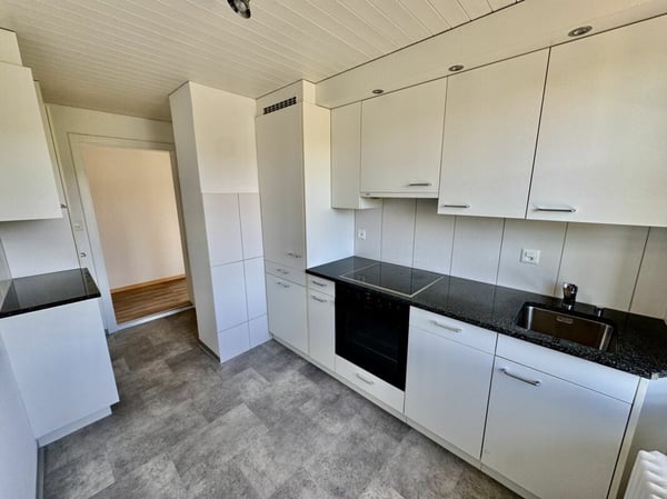 Teilsanierte 3.0 Zimmerwohnung mit Balkon im Dorfzentrum Elgg 10