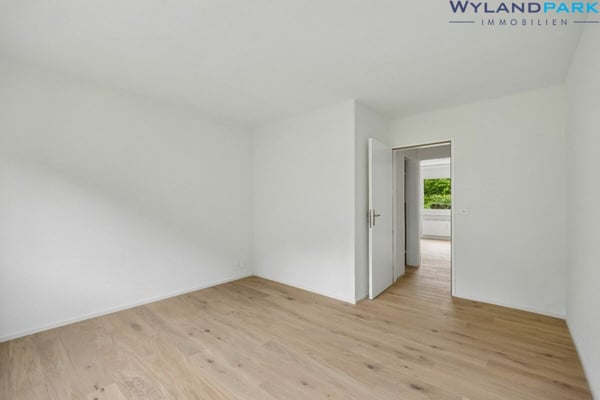 Per 1. Oktober 2026 - sanierte 4.0-Zimmerwohnung mit grossem Balkon an zentraler Lage (2.OG) 12