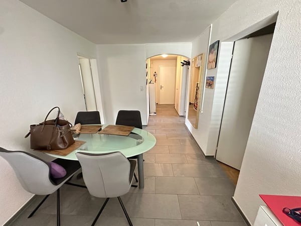 Zentrale 3.5-Zimmer-Wohnung mit 2 Balkonen 1