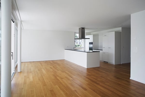 4 1/2-Zi-Gartenwohnung mit grosser gedeckter Terrasse 2