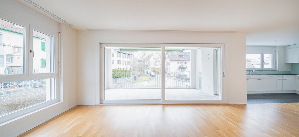 Bild Grosszügige und helle 5.5 Zimmer-Wohnung