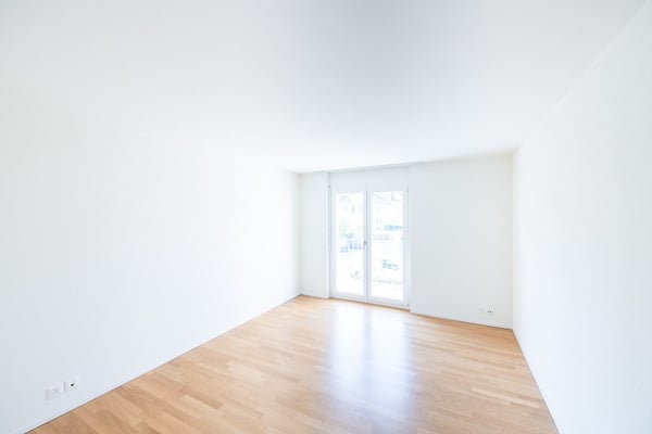 Grosszügige und helle 1.5 Zimmer-Wohnung 5