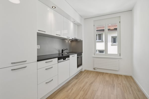 sanierte 3.0 Zimmerwohnung an zentraler Lage 6
