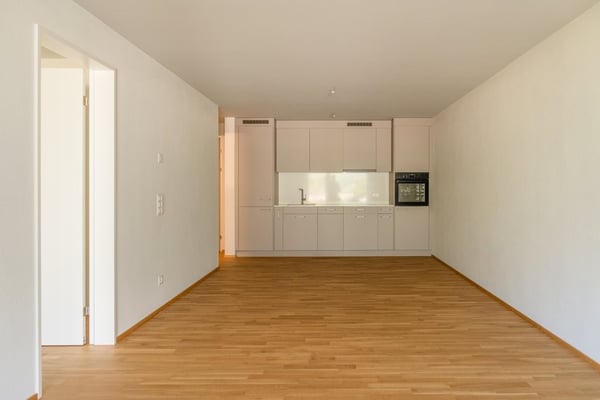 Moderne 2.5 Zimmerwohnung mit durchdachtem Grundriss 1
