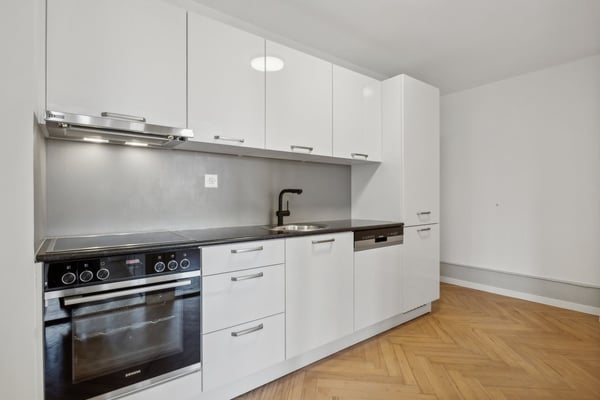 charmante 2.5 Zimmer-Wohnung im Herzen von Rorschach 4