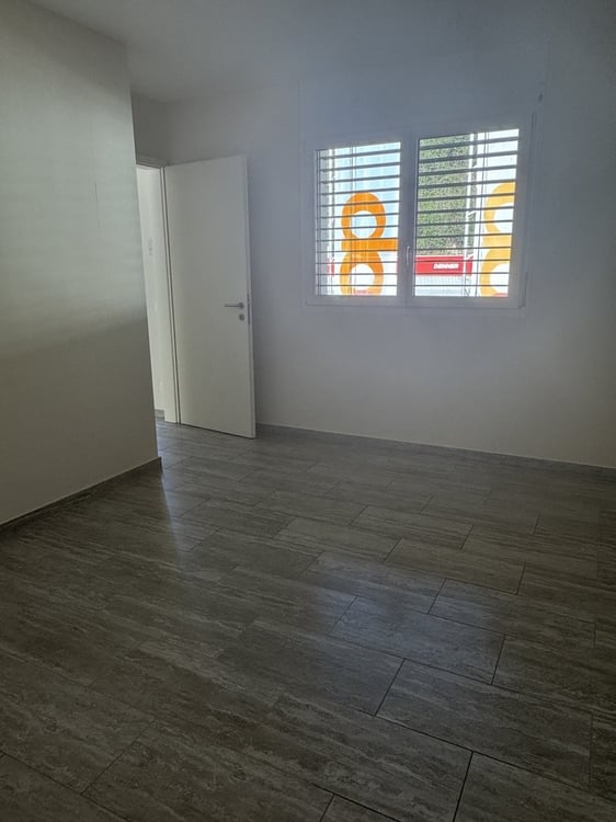 Moderno 1.5 locali in zona strategica a Magliaso 9