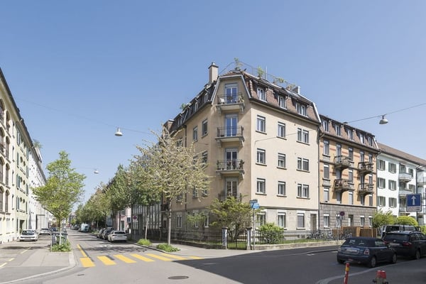 2.5-Zimmerwohnung im Kreis 4 befristet bis 31.03.2027 zu vermieten! 1