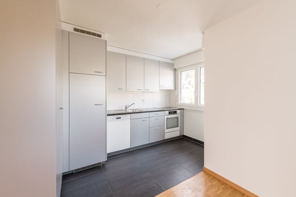 Helle 2.5-Zimmer-Wohnung 1