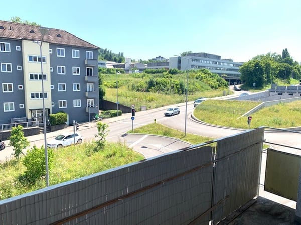 4-Zimmerwohnung mit Balkon 11
