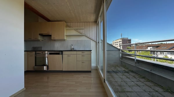 2.5-Zimmer-Dachwohnung im Loftstil zu vermieten 7
