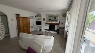 Befristete 2-Zimmer-Wohnung mit Kamin und Balkon in Zürich-Affoltern 5