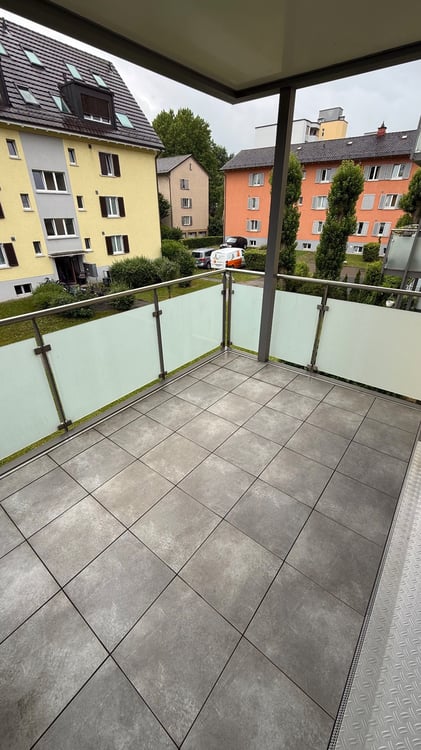 Helle 3.5-Zimmer-Wohnung mit Balkon in Dietikon 9