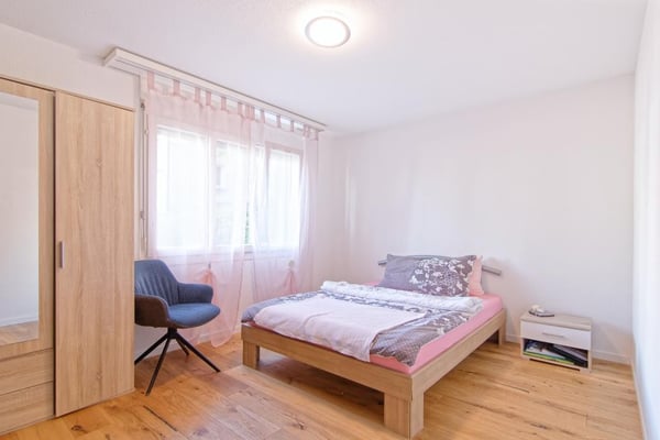 1.5 Zimmer-Wohnung mit Sitzplatz 4