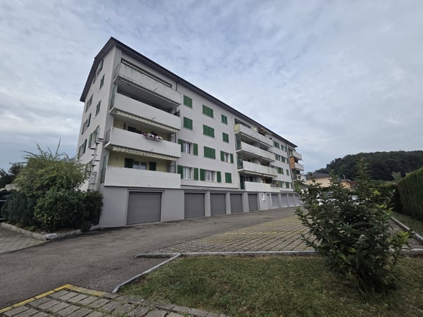 Aussenabstellplatz 1